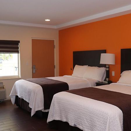 Curtis Inn & Suites Голлівуд Екстер'єр фото